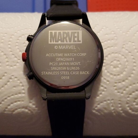 Marvel Deadpool Wristwatch Black Red‎ Case Indiglo Black Silicone Band Analog - Picture 4 of 9